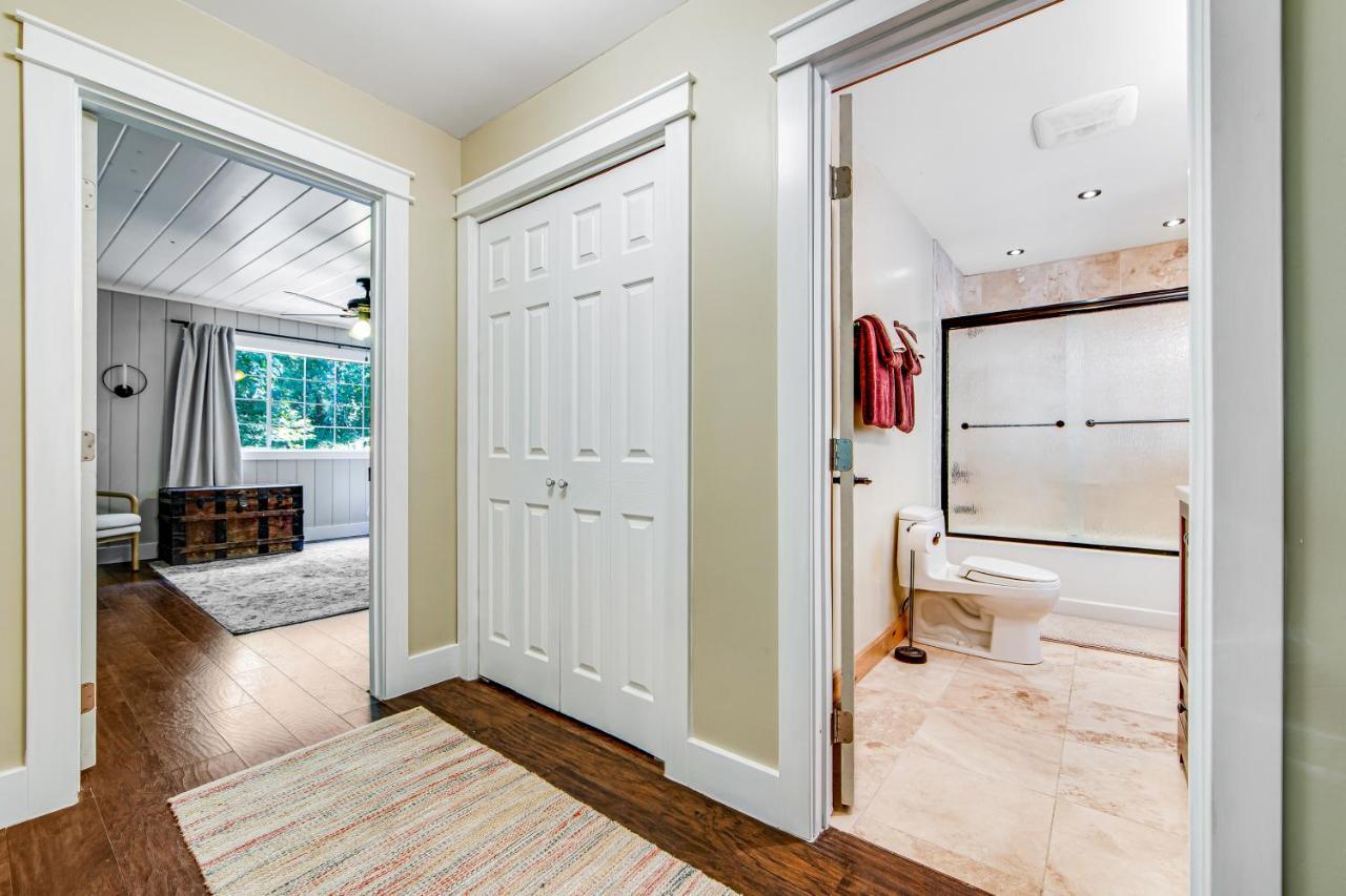 Orchard Near The River Escape Forestville Exterior foto